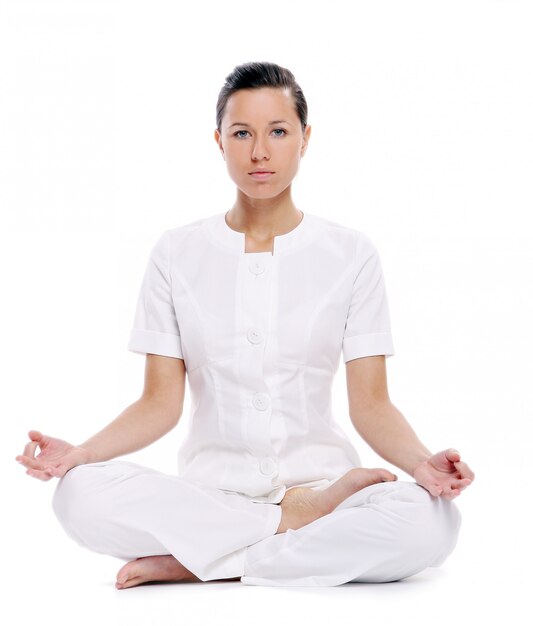 Mujer deporte haciendo ejercicio de yoga