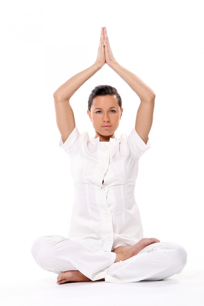 Mujer deporte haciendo ejercicio de yoga