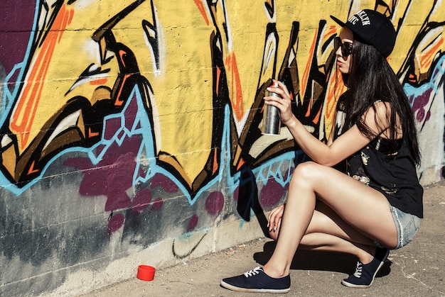 Mujer hermosa en la calle