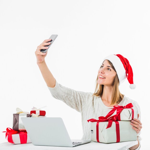 Mujer, en la mesa, toma, selfie