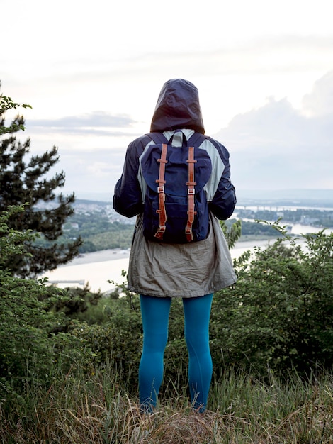 Mujer con mochila