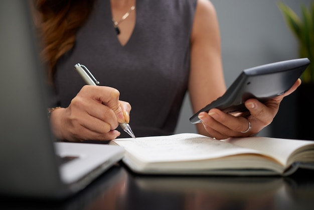 Mujer de negocios de trabajo