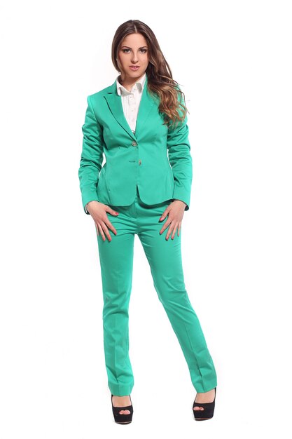 Mujer de negocios en traje verde