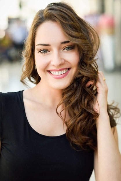 Mujer sonriendo