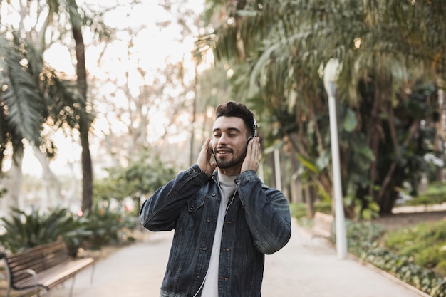 Música de guitarra al aire libre