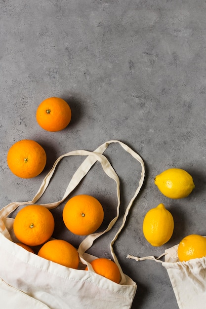 Naranjas para espacio de copia de mente sana y relajada