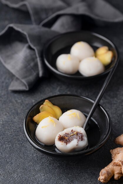 Naturaleza muerta dulce tang yuan composición