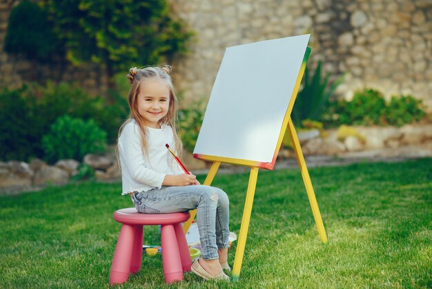 Niña dibujo