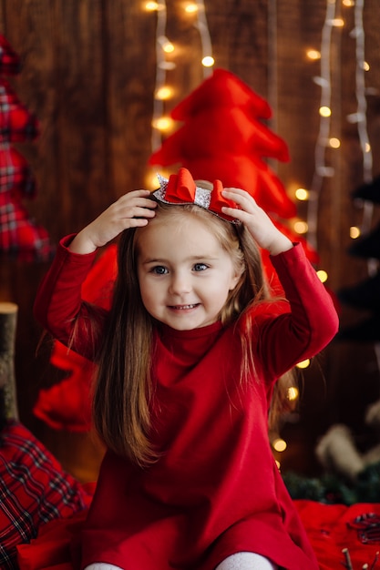 Niña en el estudio