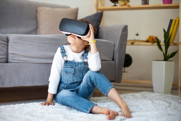 Niña con gafas vr