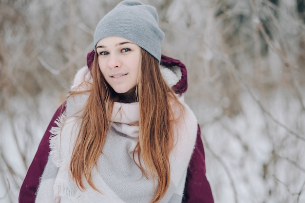 Niña en invierno