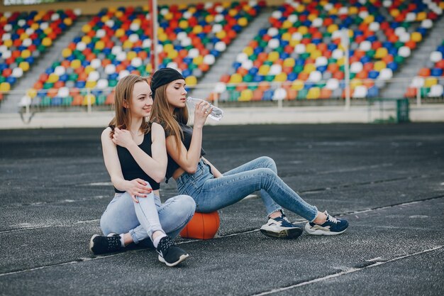 Niñas con una pelota