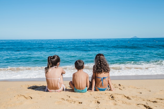 Niños en la playa