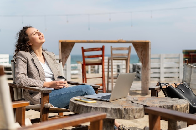 Trabajar con tu pareja viajando