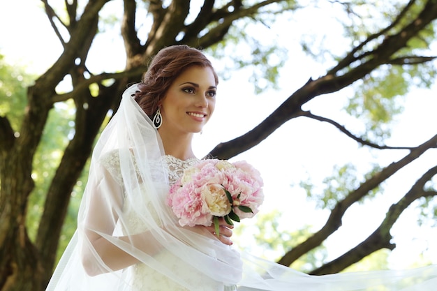 Foto gratuita novia el día de la boda