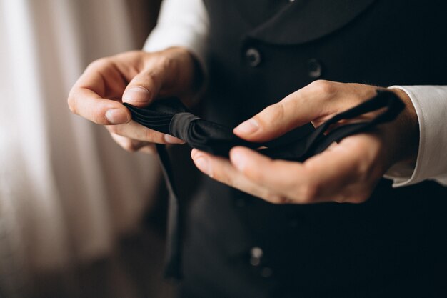 Novio en el día de su boda