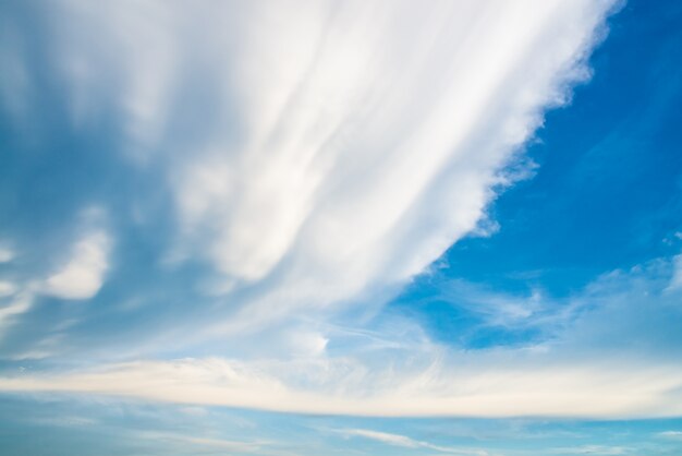 nube blanca