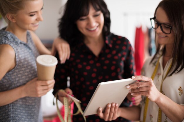 Nuevas tecnologías en los negocios de mujeres