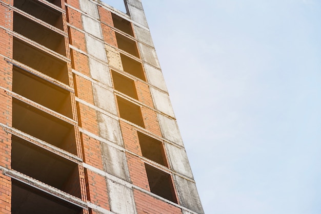 Foto gratuita nuevo edificio moderno en el sitio