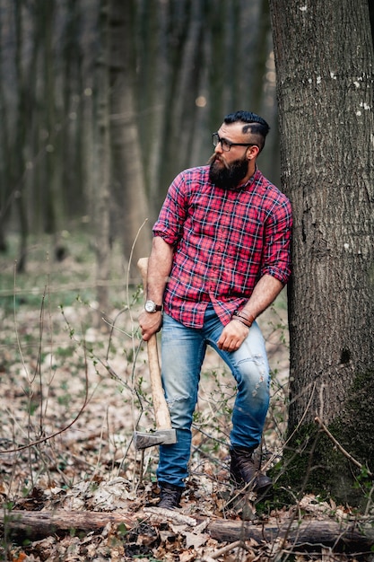 Otoño al aire libre de moda retrato de madera