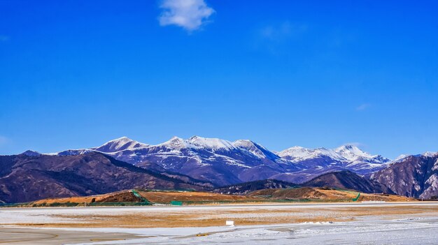 Paisaje bonito de montaña