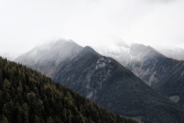 Paisaje de la cumbre de la montaña