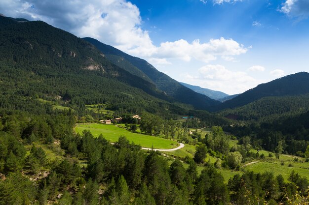 paisaje de montañas