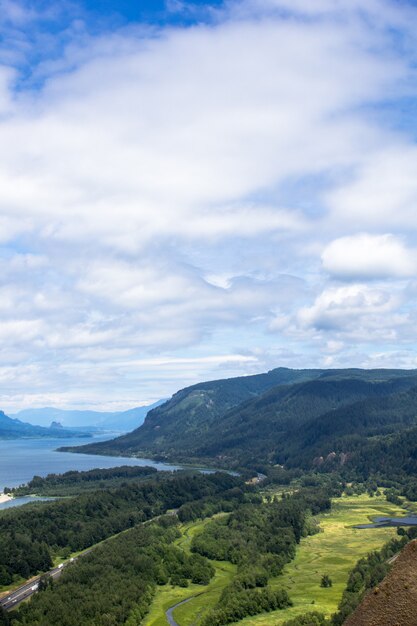 paisaje de montañas