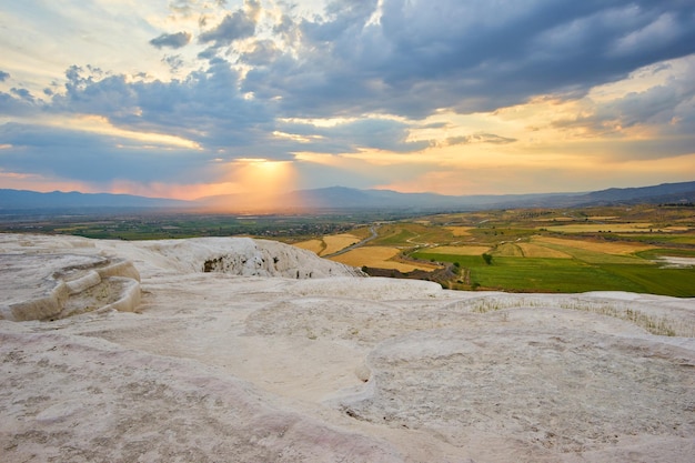 paisaje, de, pamukkale, pavo, ocaso