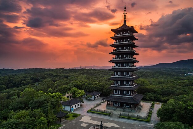 paisaje con puesta de sol en Yixing