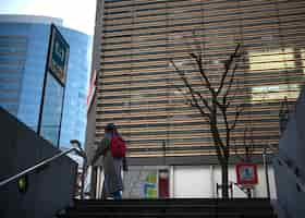 Foto gratuita paisaje urbano de la ciudad de tokio durante el día.