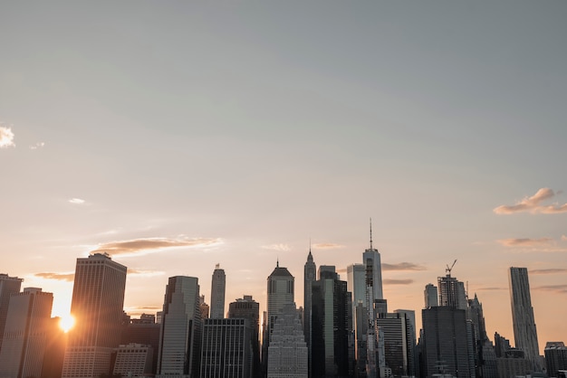 Paisaje urbano de Manhattan al atardecer