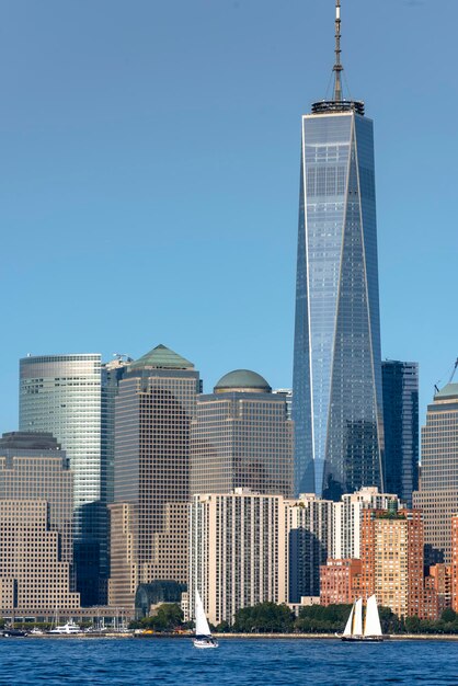 Paisaje urbano de Nueva York desde Liberty Island USA