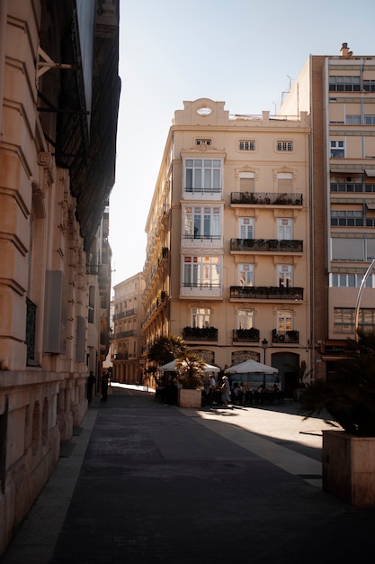 Paisaje urbano soleado