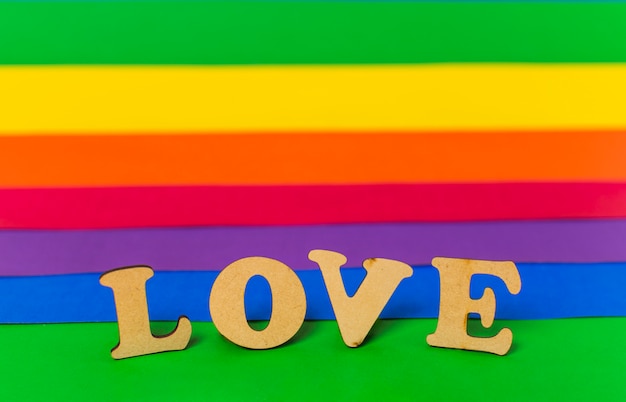 Palabra de amor y bandera LGBT