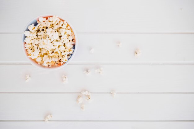 Palomitas en taza desde arriba