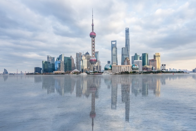 Panorama del horizonte de Shanghai