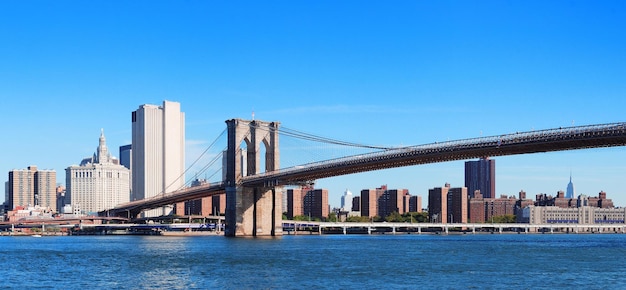 Foto gratuita panorama del puente de brooklyn de la ciudad de nueva york