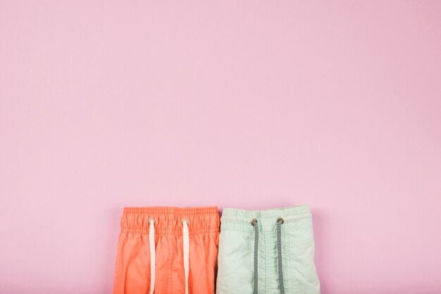 Pantalones cortos de verano brillantes con encaje