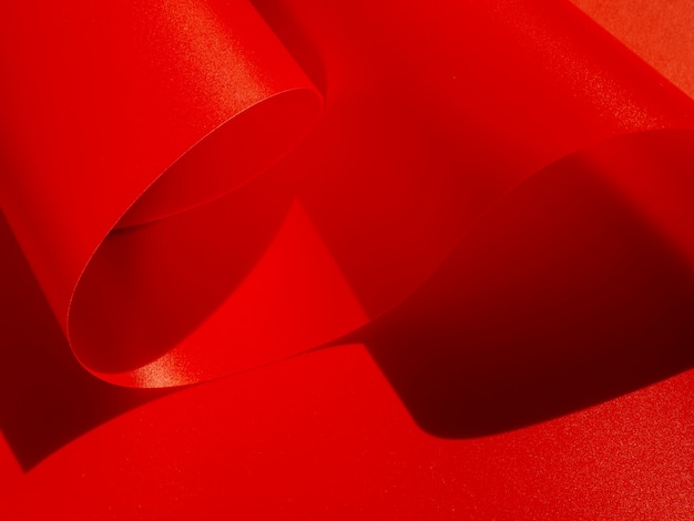 Foto gratuita papel monocromo curvo abstracto de primer plano extremo
