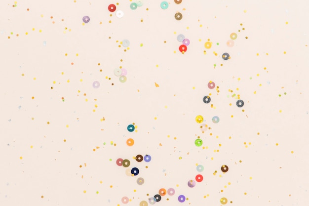 Papel pintado colorido confeti melocotón