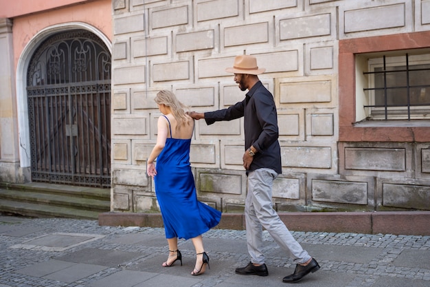 Par tener un espectáculo de baile latino en la ciudad