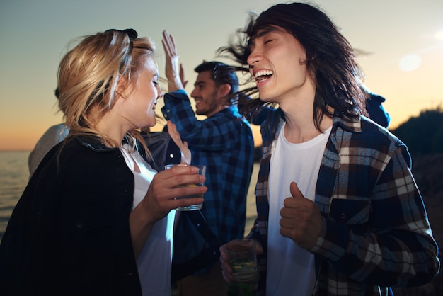 Foto gratuita pareja de baile