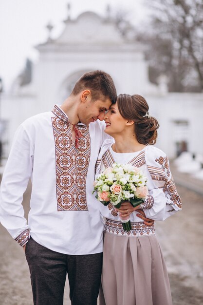 Pareja de compromiso de boda