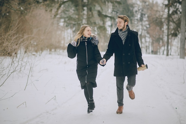 pareja en invierno