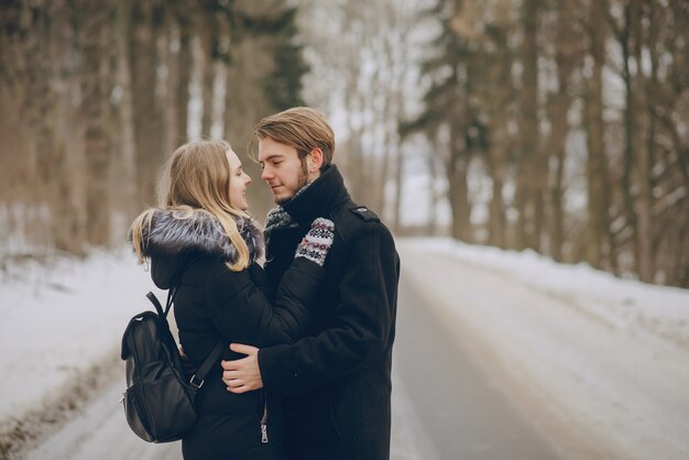 pareja en invierno