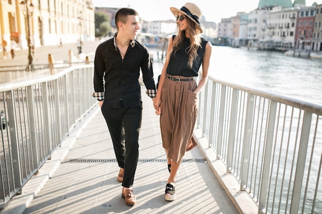 Pareja en luna de miel en Venecia