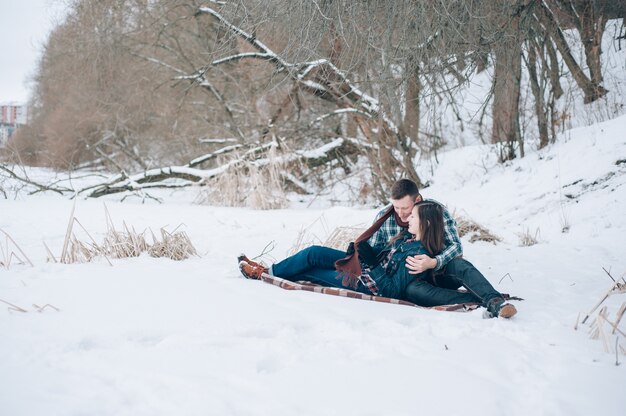 pareja en la nieve