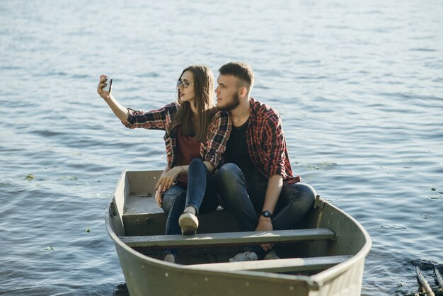 Parque selfie joven naturaleza teléfono