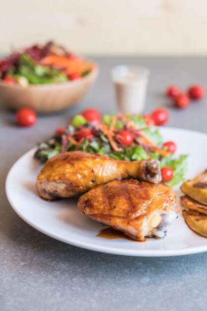 Parrilla filete de pollo con salsa teriyaki